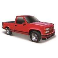 1:24 Special Edition 1993 Chevrolet 454 SS Pickup Diecast (MAI32901)